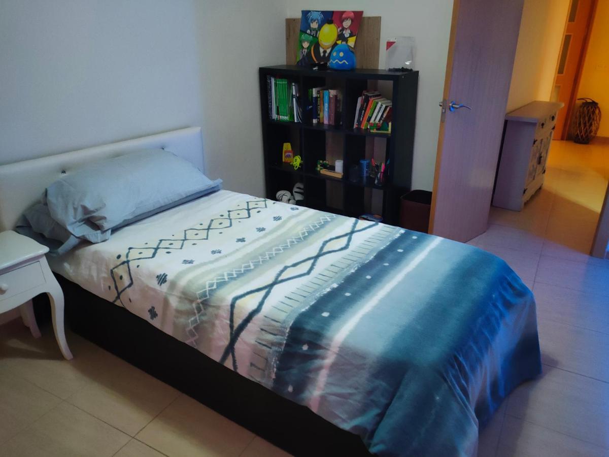 Habitacion Amplia Y Comoda 레우스 외부 사진