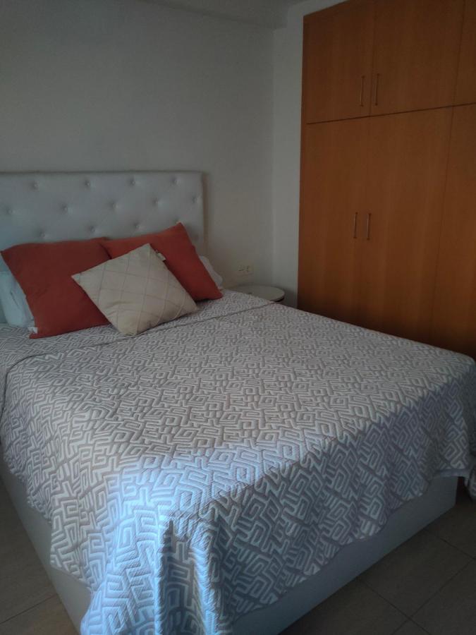 Habitacion Amplia Y Comoda 레우스 외부 사진